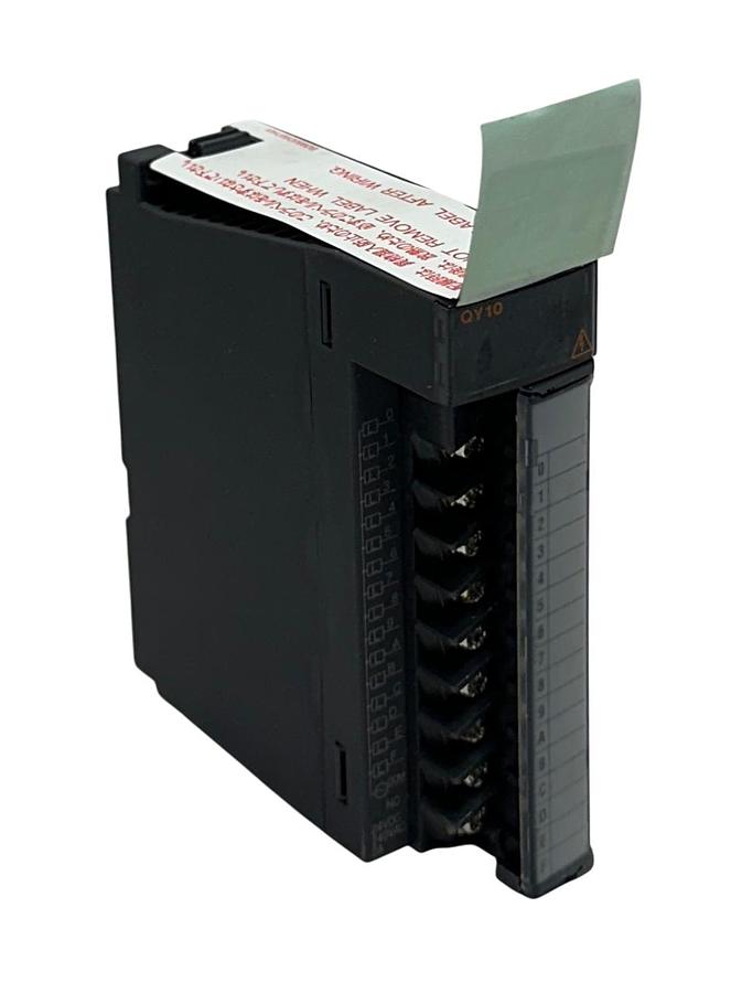 Used MITSUBISHI ELECTRIC QY10 MELSEC-Q DIGITAL RELAY OUTPUT MODULE AC/DC 2A NSNP