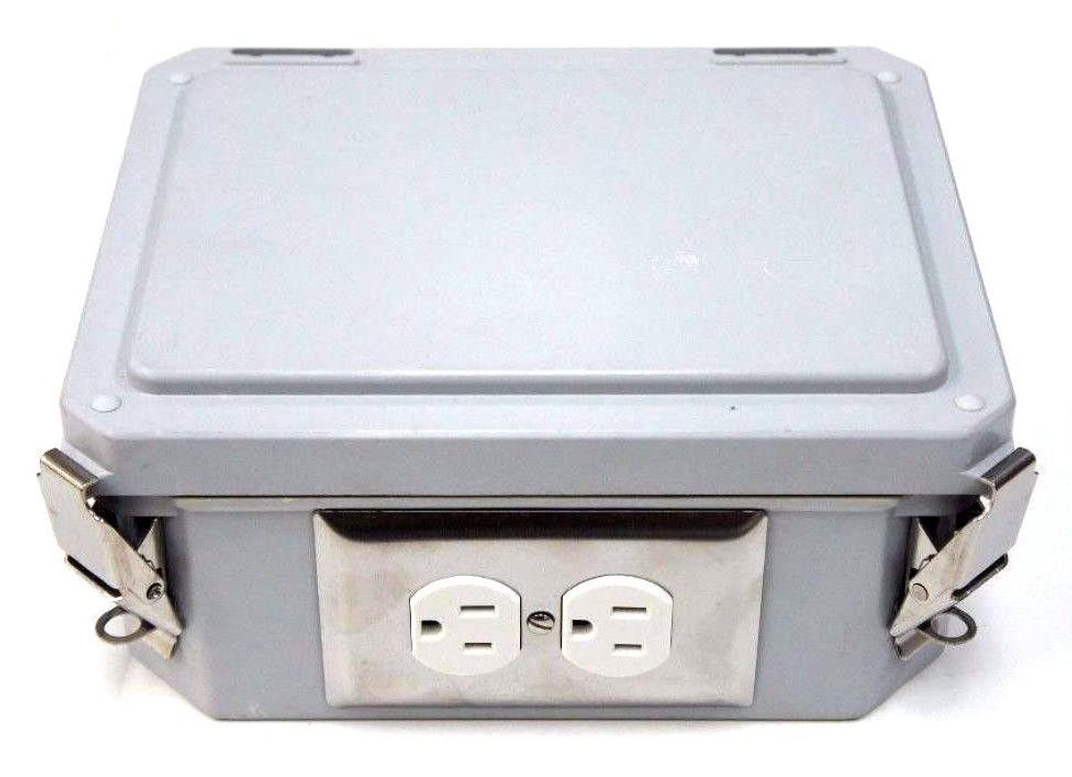 NEW WIEGMANN HW-80604CHQR ENCLOSURE WITH BH118R ELECTRICAL BOX