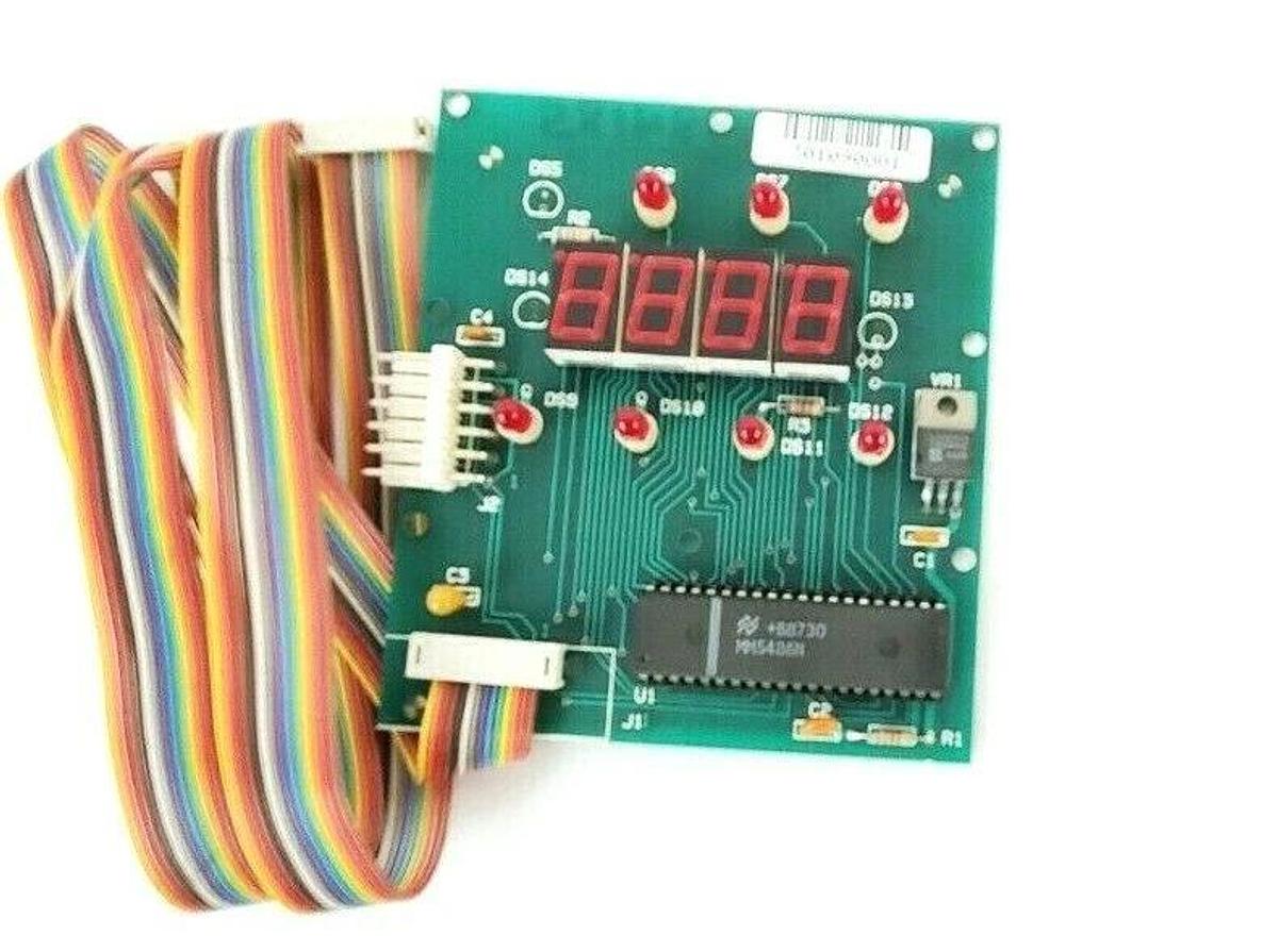 Used UNIVERSAL DYNAMICS C-2492-D-3075 REV. 1 4 DIGIT DISPLAY W/CABLE C2492D3075