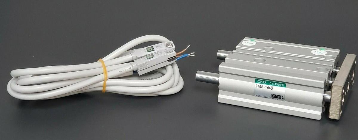 Used NEW CKD STGB-1640 CYLINDER STGB1640 W/ TWO T2YH REED SWITCHES