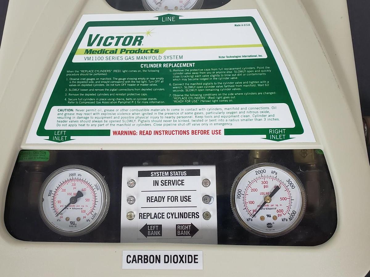 Used VICTOR MEDICAL PRODUCTS VM1100 NITROGEN OXIDE / CARBON DIOXIDE GAS MANIFOLD