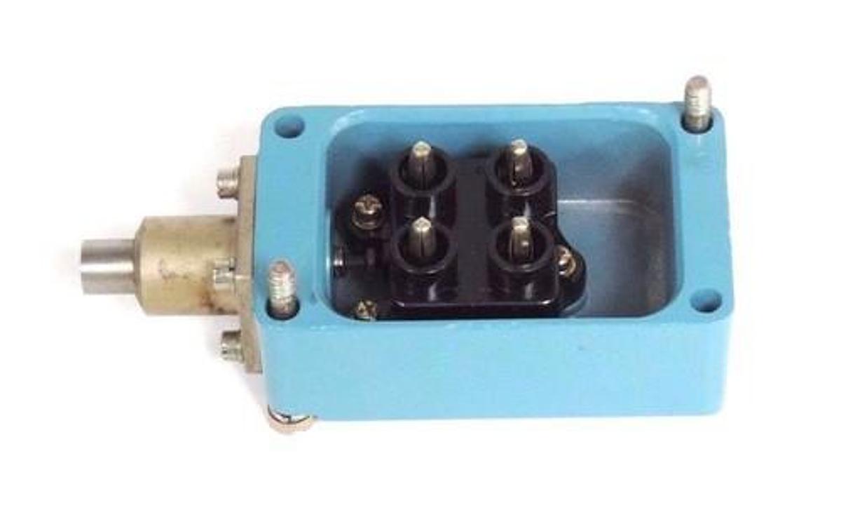 Used HONEYWELL MICRO SWITCH 202LS1 PRECISION LIMIT SWITCH 9339