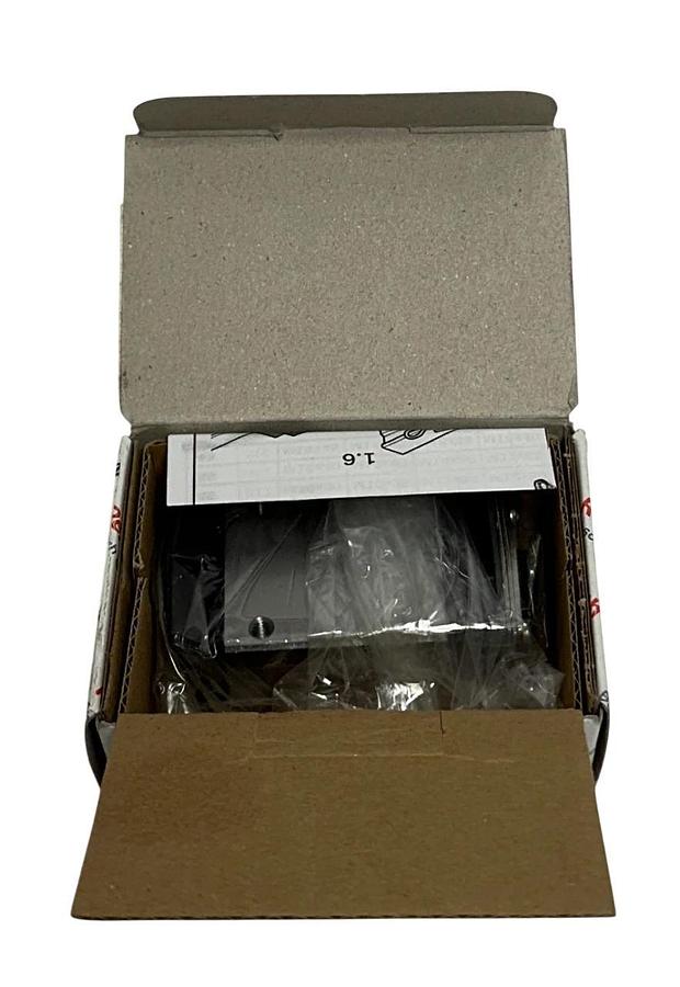 2 REXROTH R021M10690 / R166611420 BALL RUNNER BLOCKS CARBON STEEL NSMP