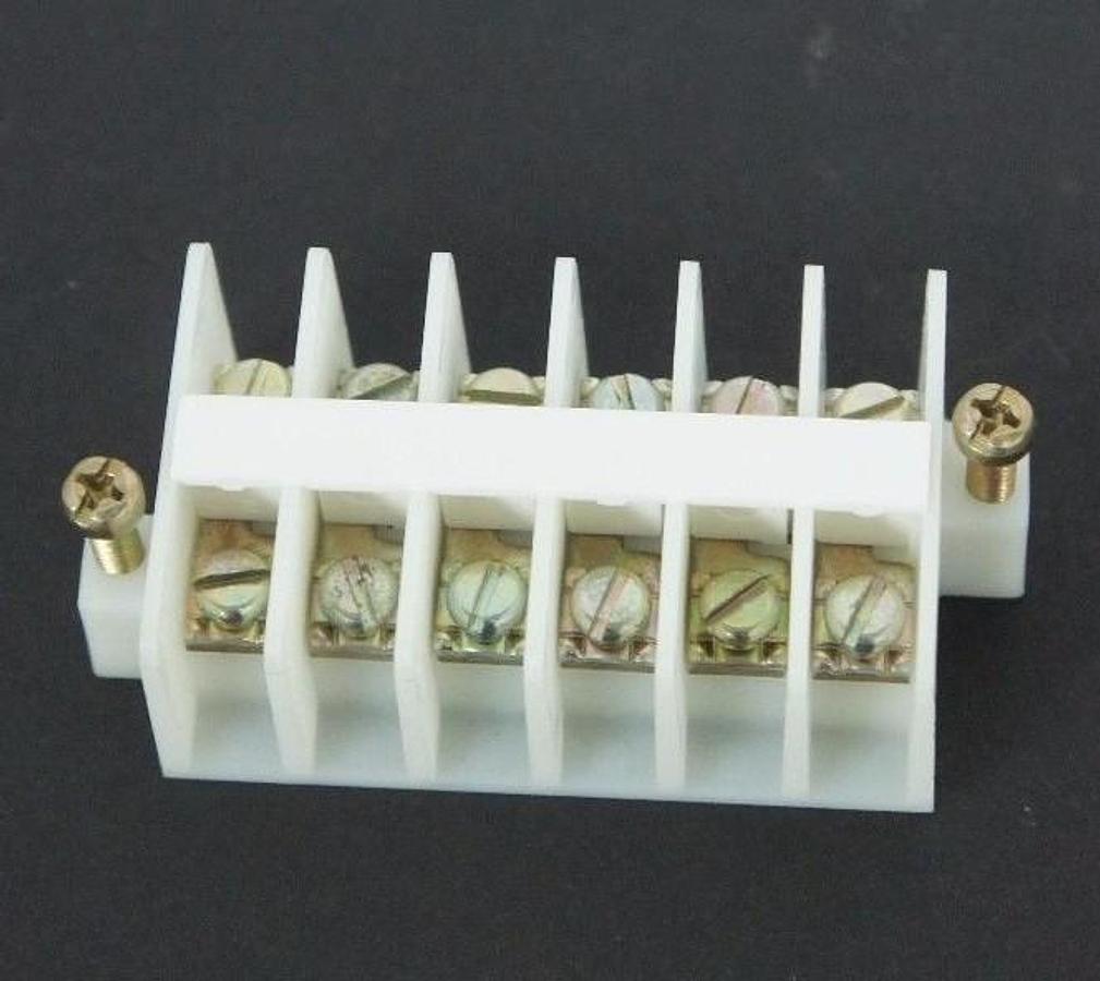LOT OF 2 NIB ALLEN BRADLEY 1492-HJ86 SURFACE MOUNTED TERMINAL BLOCK SER. A, 25A
