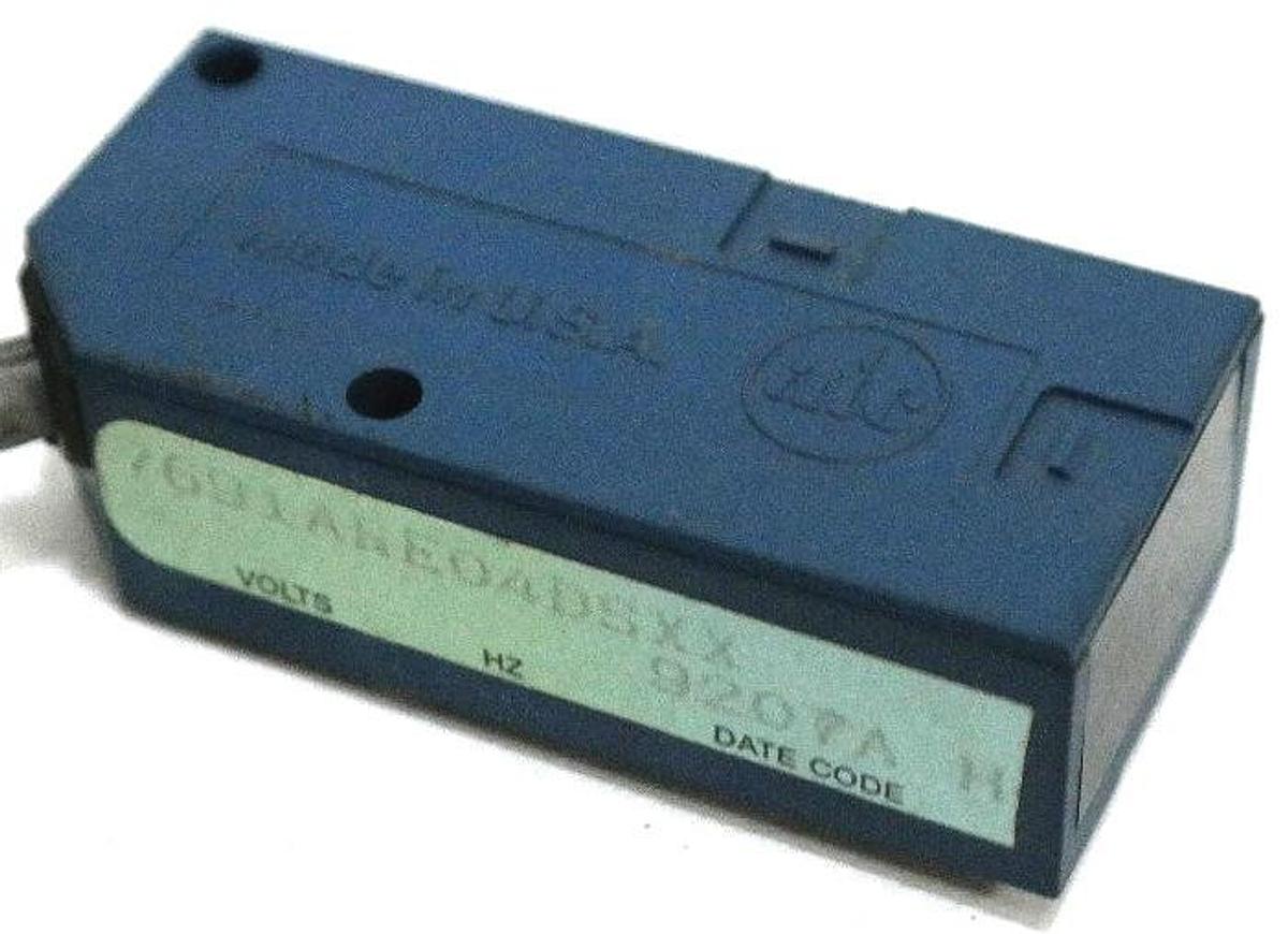 Used NEW ATC TRANSMITTER RECEIVER 7691ARE04DSXX PHOTOSENSOR (END VIEW) SERIES 7691