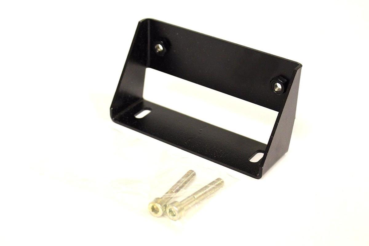 NIB SCHMERSAL MS-MZM-100-W MOUNTING PLATE FOR MZM100 MSMZM100W 1185510