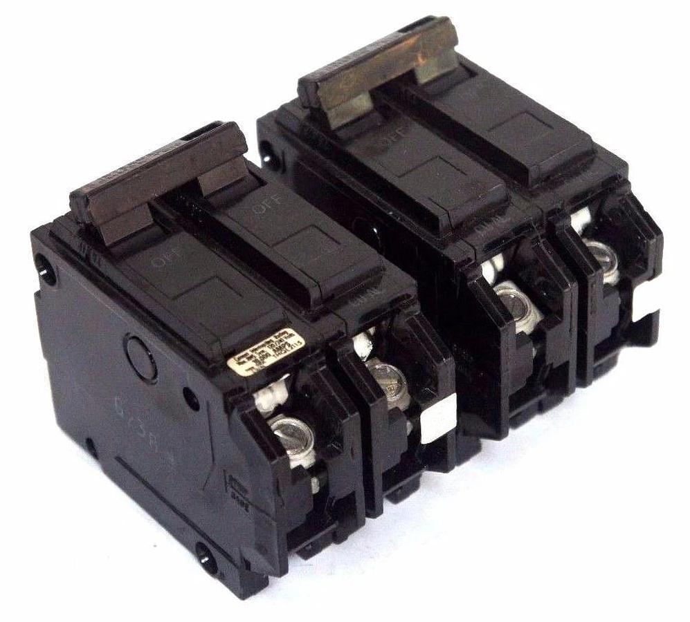 Used LOT OF 2 GENERAL ELECTRIC THQL2115 CIRCUIT BREAKERS 15 AMP 120/240V 2POLE PLUG O