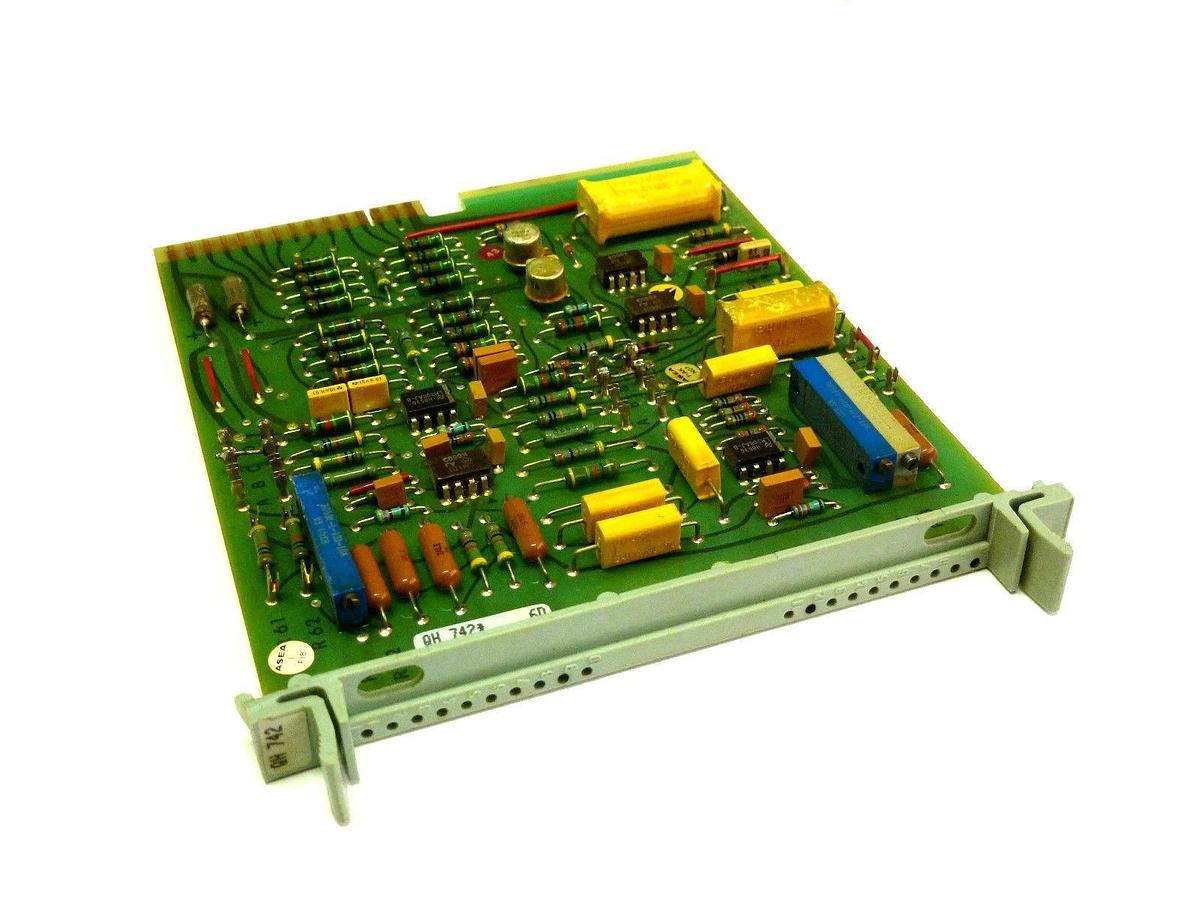 Used ASEA YM321001-Z PC BOARD YM321001Z SIGNAL UNIT TYPE QH 742