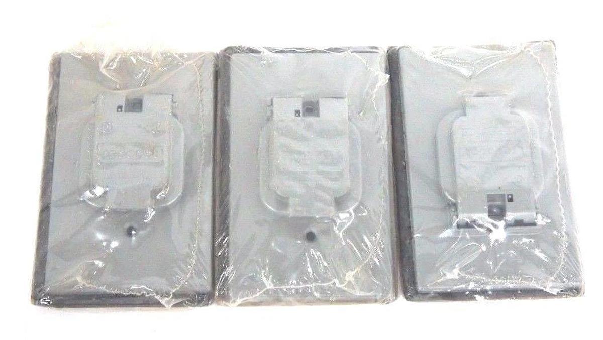 Used LOT OF 3 NEW THOMAS & BETTS WR104-CV SINGLE OUTLET OUTDOOR COVERS