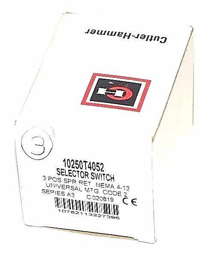 Used NIB CUTLER HAMMER 10250T4052 SELECTOR SWITCH OPERATOR, NEMA 4-13, SERIES A3