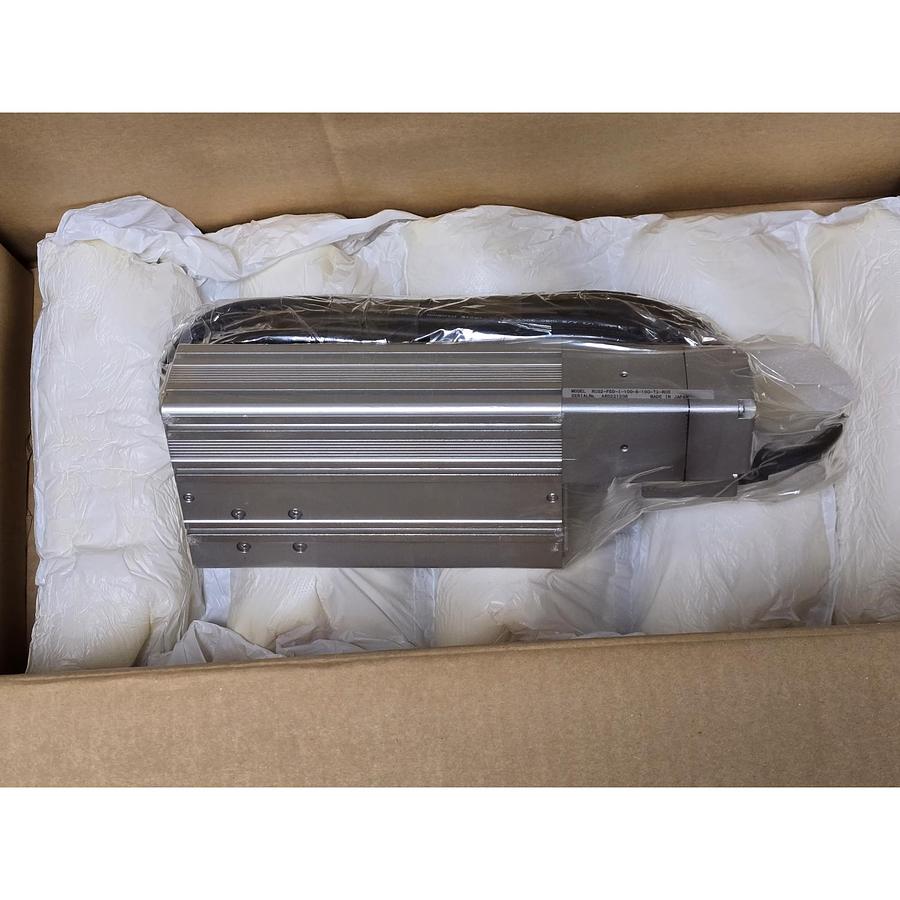 Used IAI RCS2-F5D-I-100-8-100-T2-R05 ROBO CYLINDER ACTUATOR W/SCON-CA-100I-CC-0-2 NEW