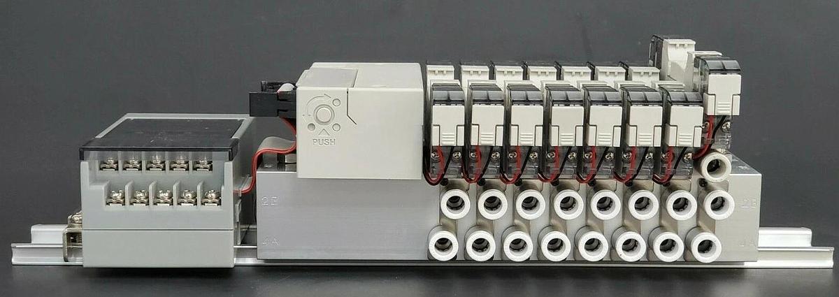 Used NIB CKD M4GB120R-C6-T6G1WHZ1D-8-3 VALVE MANIFOLD ASSEMBLY OPP3-1G DC24V