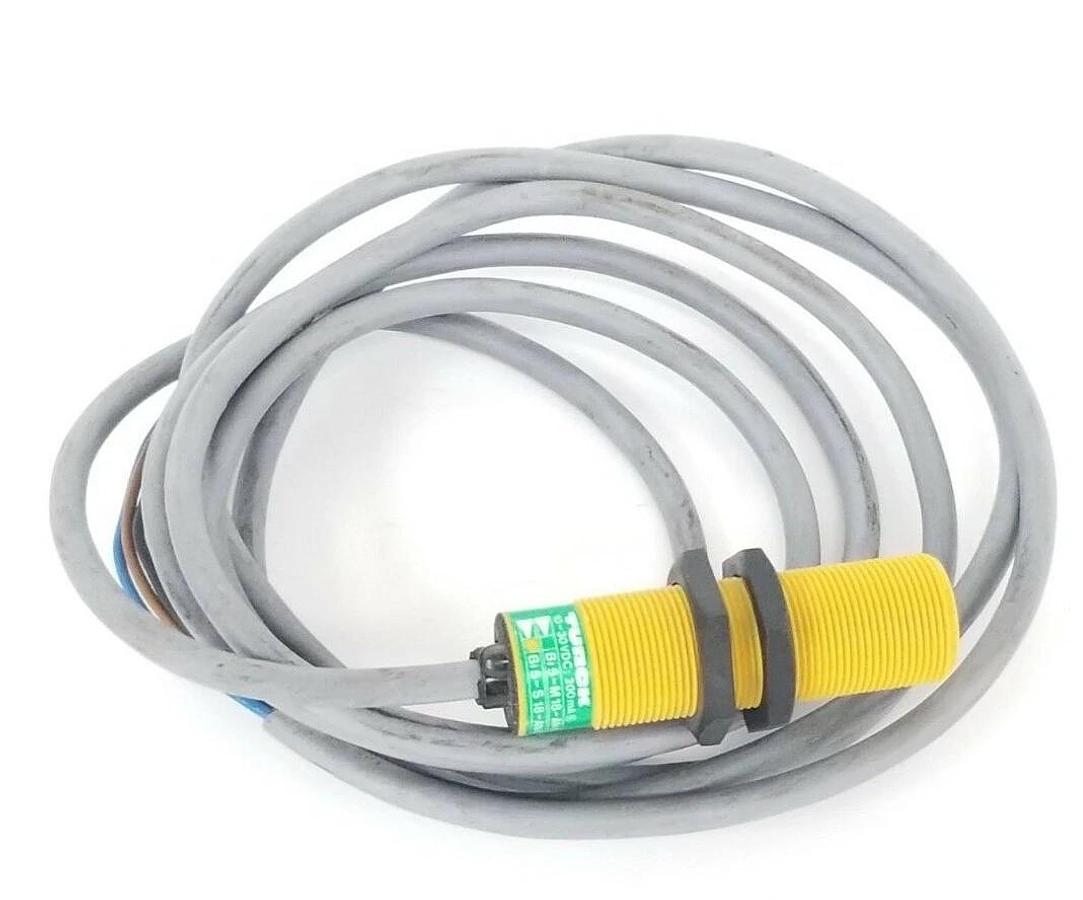 Used TURCK BI5-S18-AN6X PROXIMITY SENSOR 10-30 VDC, 200 MA, BI5S18AN6X
