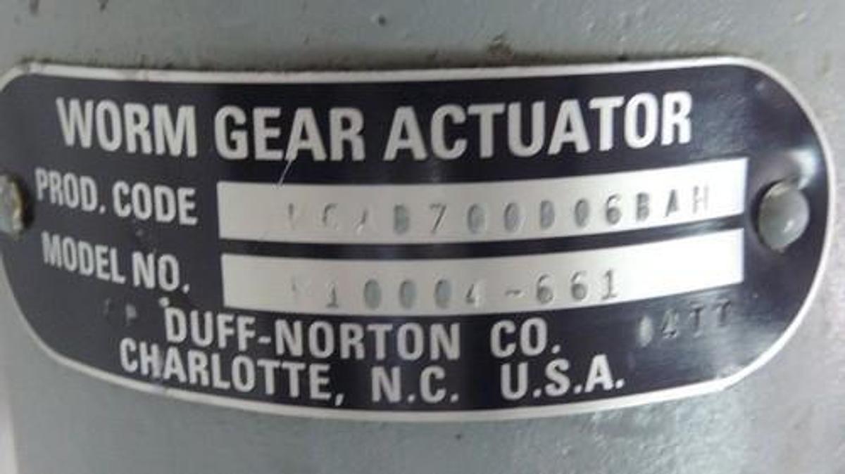 Used DUFF-NORTON M10004-661 WORM GEAR ACTUATOR 2" SHAFT KGABZ00D06BAH