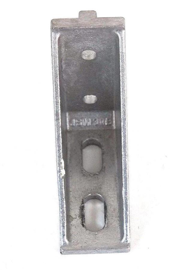 NEW ABB ANGLED BRACKET 90 DEG. 4 SCREW JSM30B NEW JSM 30B 4" X 4"