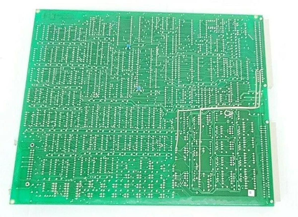 Used MERLIN GERIN 6740839 CONTROL BOARD 6739815XD-2-E UEB1309076 6739815XD-1-E