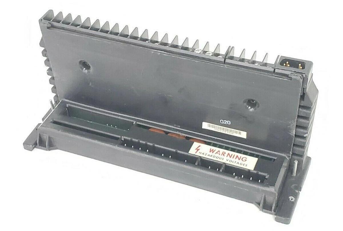 Used GE FANUC IC660TSD100B TERM. ASSEMBLY 115VAC
