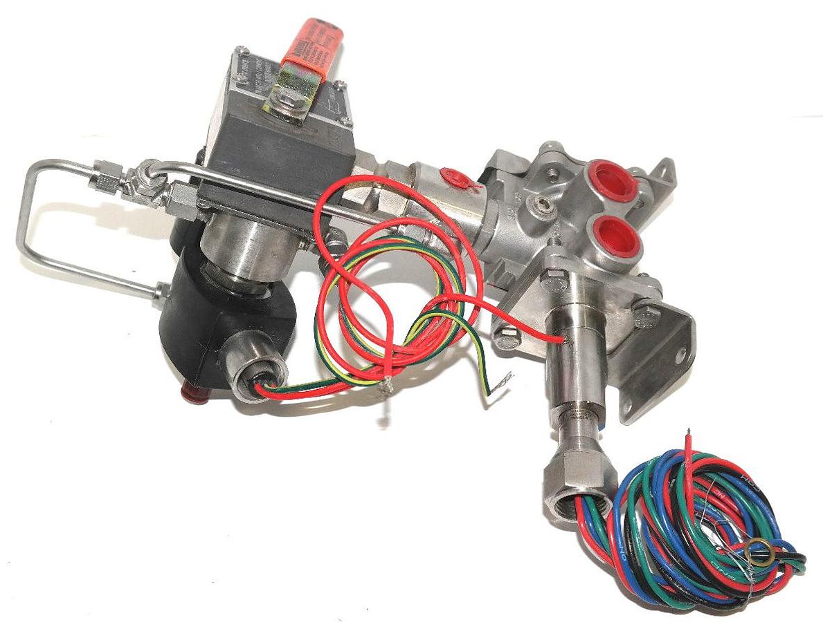 Used NEW ASCO HV2745411 SOLENOID CF8M VALVE WATTS: 1.4, PIPE 1/2 WITH TOPWORX SWITCH