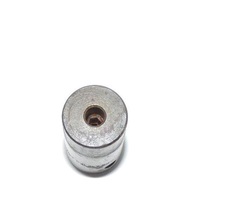 Used APEX HE-105 5/32" HEX ADAPTOR WITH 1/2" DRIVE