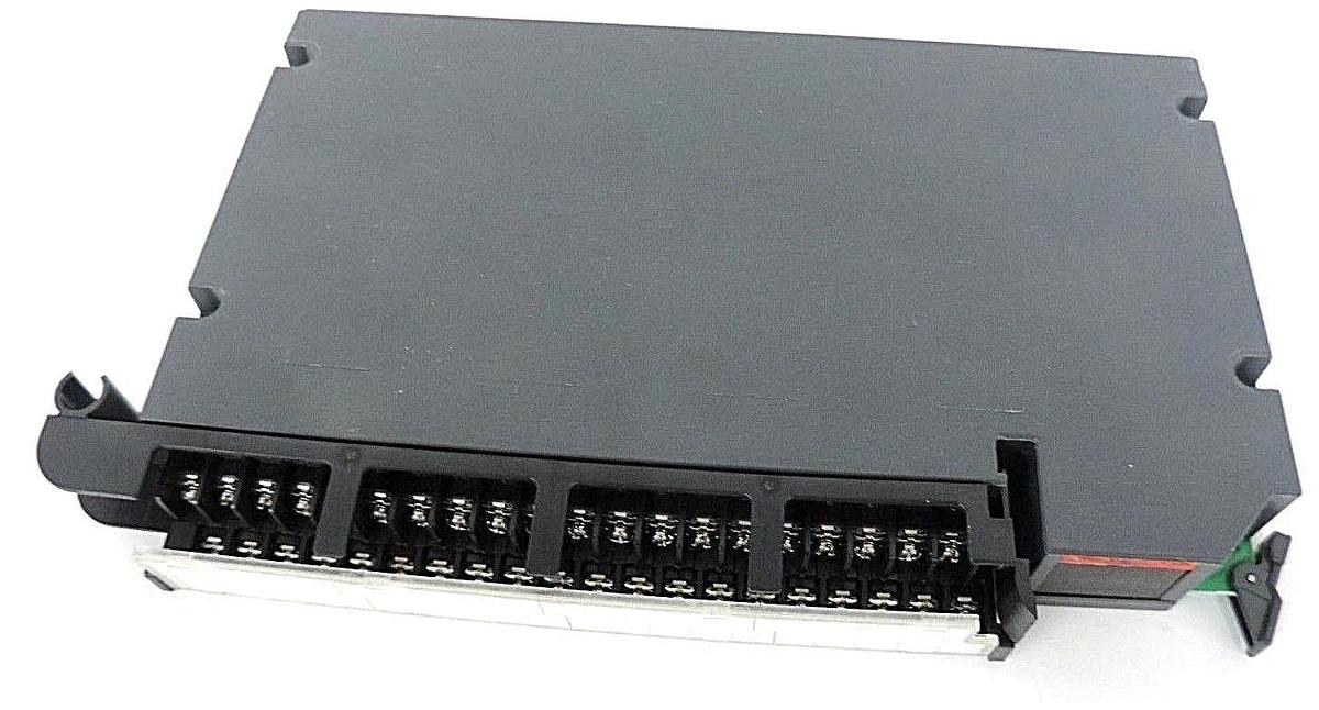 Used ALLEN BRADLEY 1771-IAN/A SER. A, REV. D01 INPUT MODULE 85-138VAC, 95689601