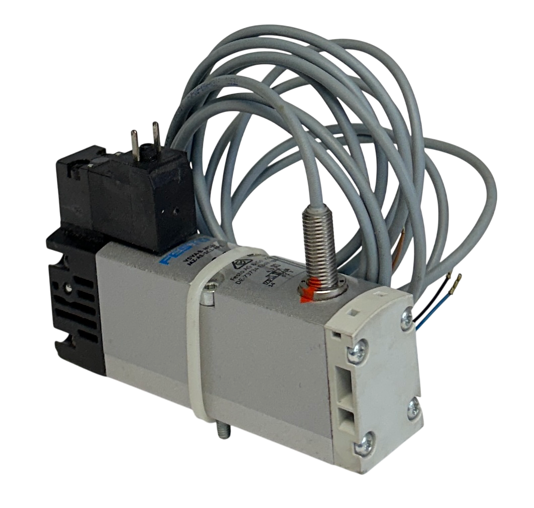 Used FESTO VSVA-B-M52-MZ-A1-1C1-APC / 560725 PNEUMATIC SOLENOID VALVE 5/2-WAY USNP