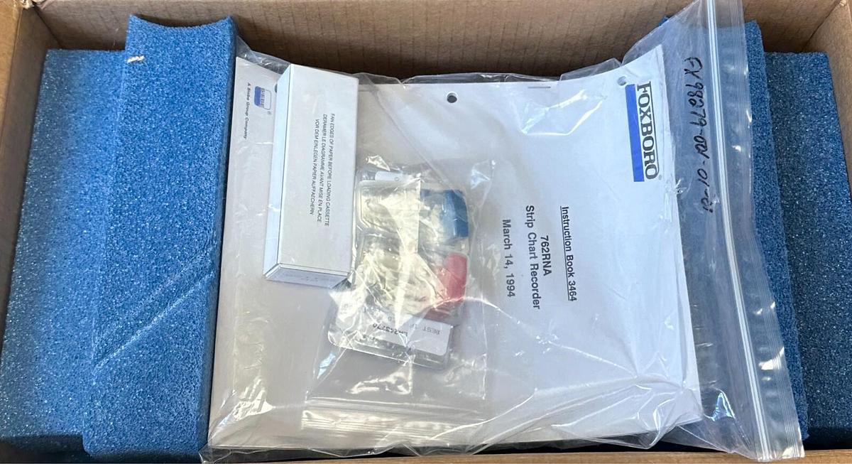 Used NEW FOXBORO 762RNA-1333B / 762RNA STRIP CHART RECORDER 4-20mA / 250R 115V NSMP