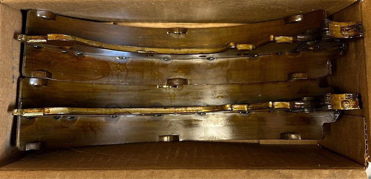 Used HYSTER PREMIER 800123940 / HY800123940 OEM BRAKE SHOE KIT (2) FOR FORKLIFT NSMP