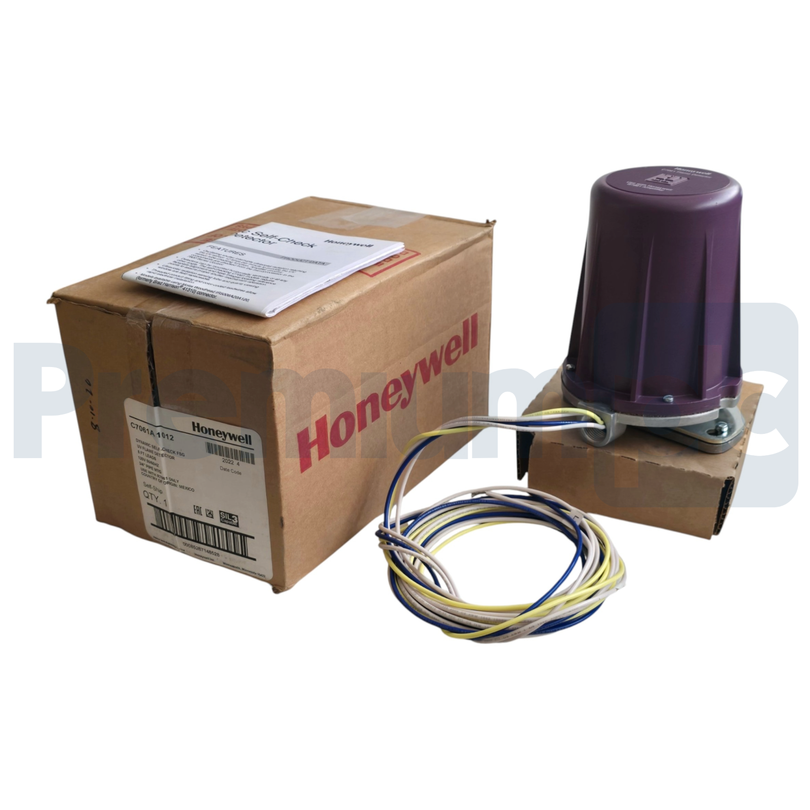 Used Honeywell C7061A1012 Dynamic Self-Check UV Flame Detector 3/4" SIL3 C7061 A 1012