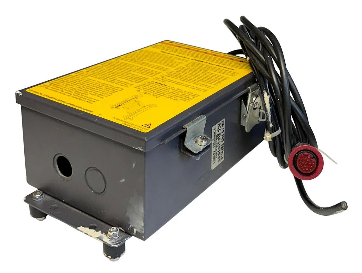 Used STI 70010-1136 / 70011-1001 MiniSafe/FlexSafe 4300B-2 CONTROLLER MS43-B2-AC1-W