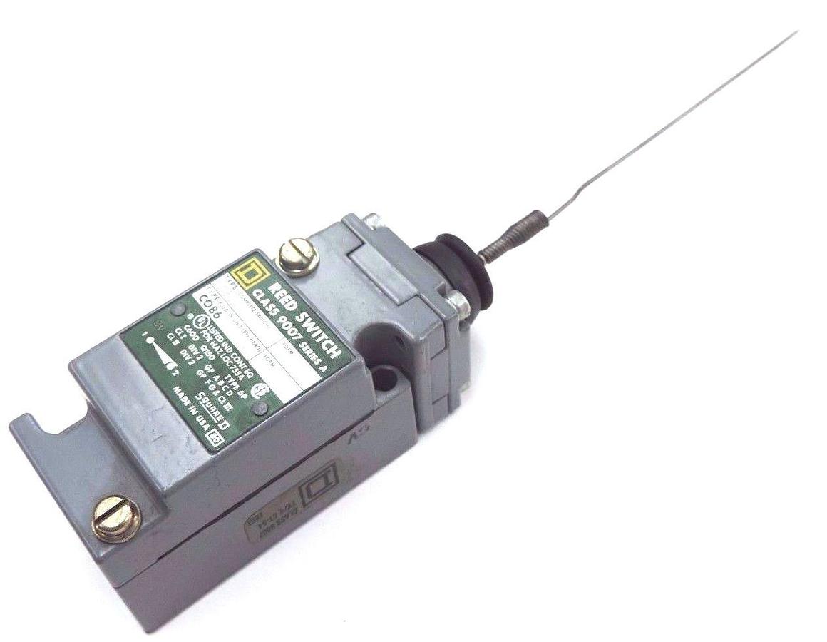 Used NEW SQUARE D 9007-C86L REED LIMIT SWITCH CO86, SER. A 600V 5A, C +OPTIONS, CT-54
