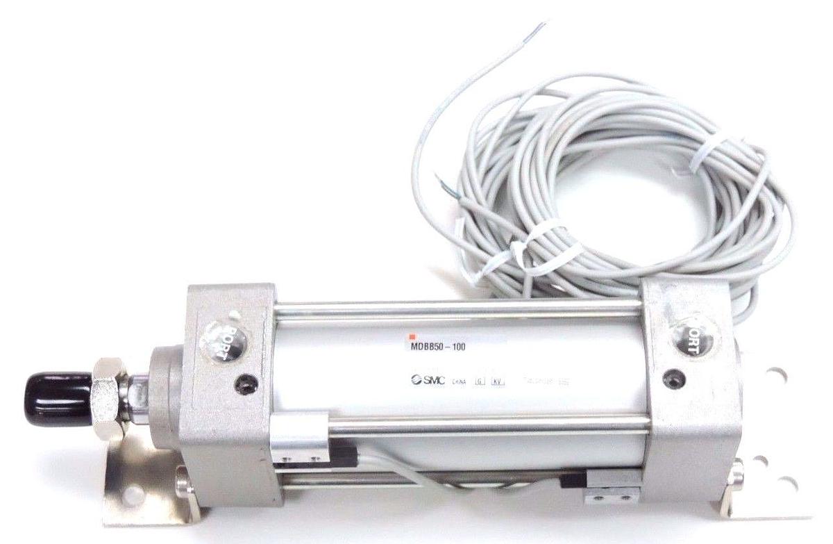 Used NEW SMC MDBB50-100 TIE ROD CYLINDER AUTO-SW MDBB50-100-Y59BZ W/ 2 REED SWITCHES
