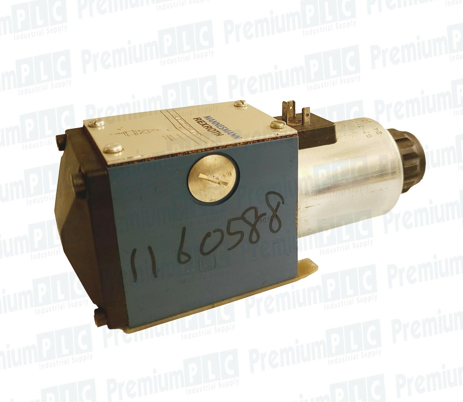 Used NEW MANNESMANN REXROTH 4WE10D31/CG24N9K4 HYDRAULIC SOLENOID VALVE 24V RR00880082
