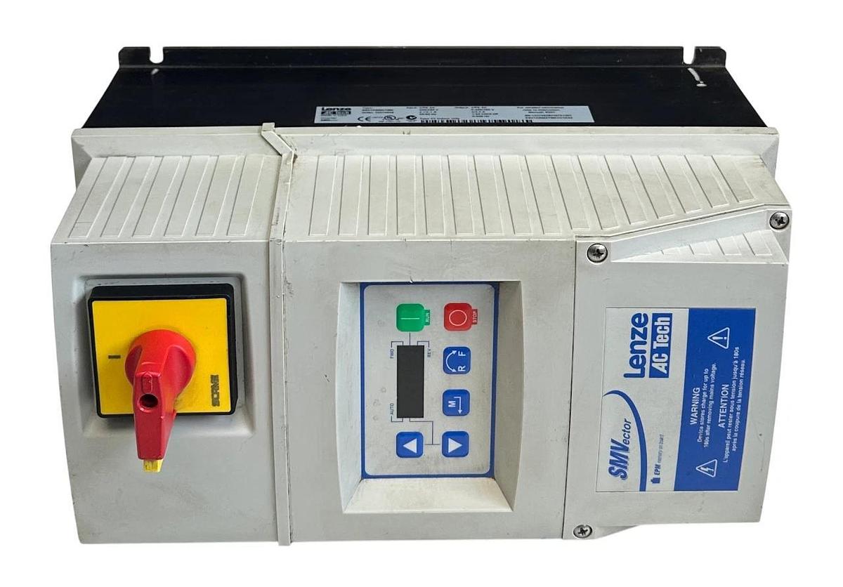 Used LENZE AC TECH ESV152N04TMC / 13374838 SMVector DRIVE 1.5kW/2HP 3PH 400-480V USNP