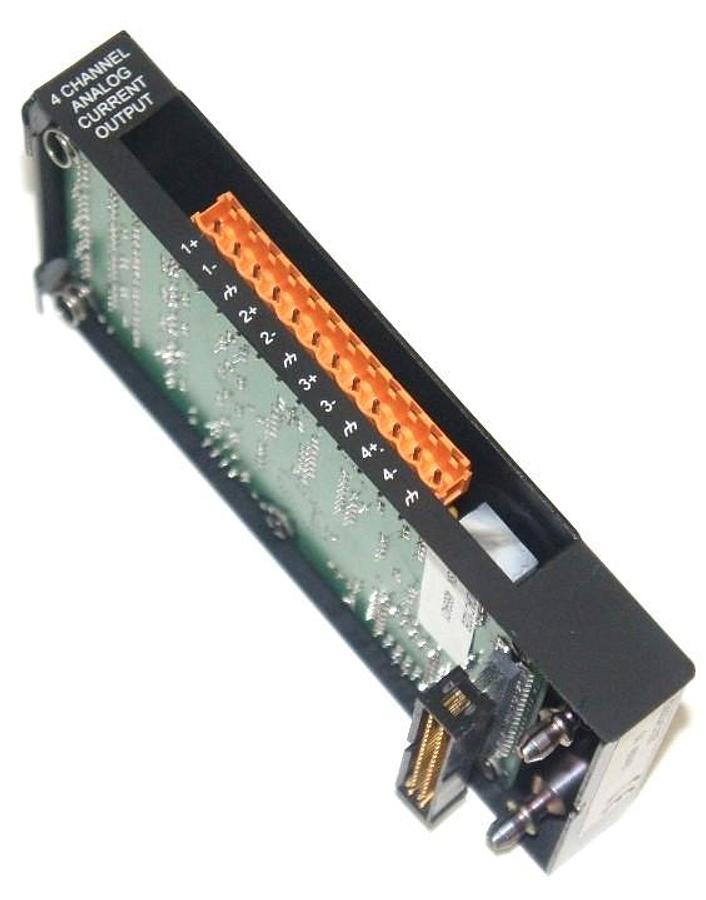 Used GE FANUC IC300DAC102B ANALOG OUTPUT MODULE IC300DAC102