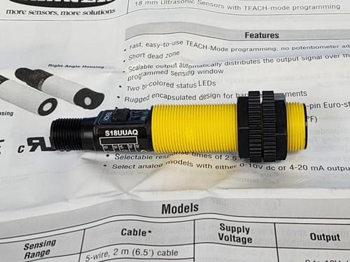 NIB BANNER S18UUAQ PROXIMITY SENSOR 02700