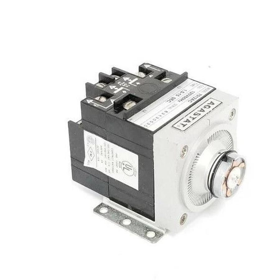 Used AGASTAT 7012AC TIMING RELAY 120V, 60HZ, 1.5-15SEC