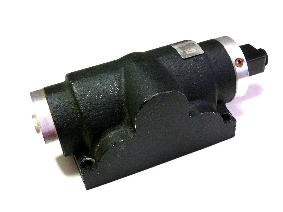 Used INGERSOLL-RAND ARO K236SS-120-A VALVE K236SS120A