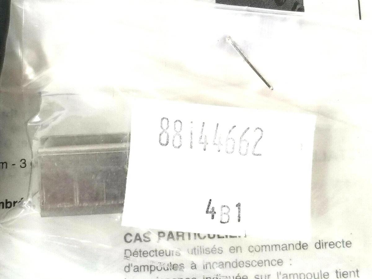 Used NEW ASCO JOUCOMATIC 88144676 REED SWITCH MAGNETIC POSITION DETECTOR