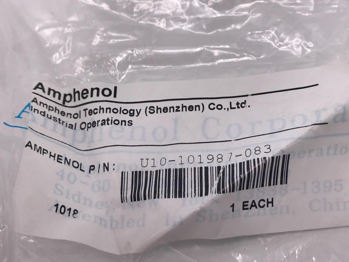 Used AMPHENOL PT06A8-3S-SR CIRCULAR CONNECTOR MINIATURE CYLINDRICAL U10-101987-083