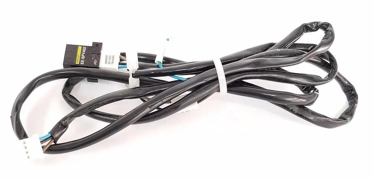 Used OMRON EE-SPY402 DIFFUSE PMS PMOD 5MMSD L-ON TS W/ EE-1003 CABLE