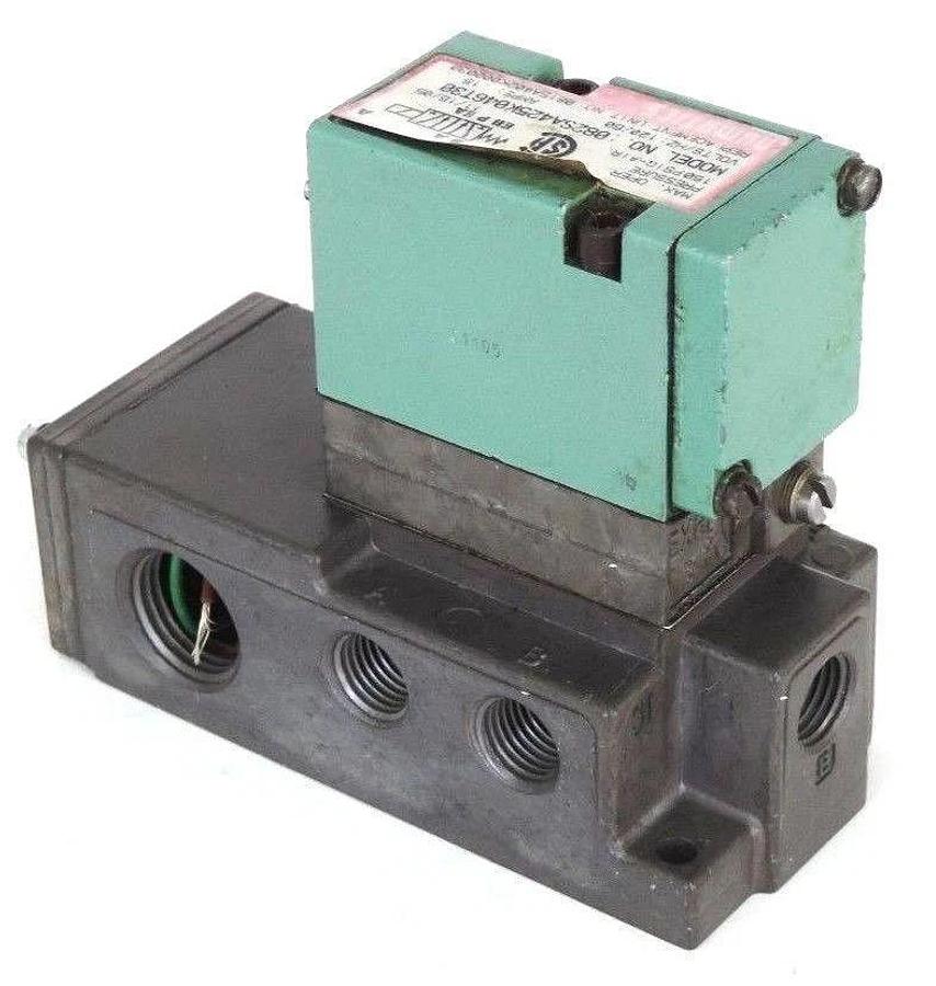 Used NUMATICS 082SA425K046T30 SOLENOID VALVE BLOCK 120V 50HZ .15 AMPS 150PSIG