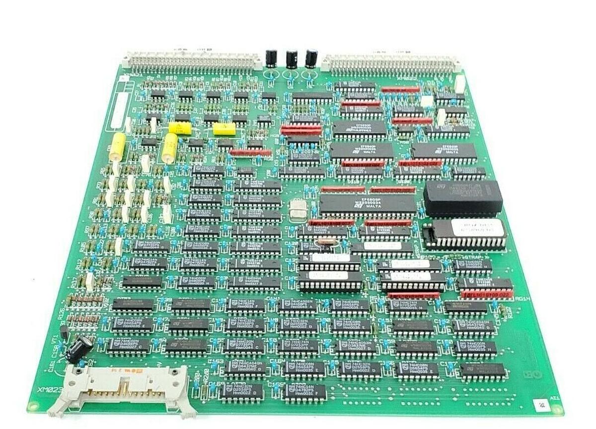 Used NEW MERLIN GERIN 6740839 CONTROL BOARD 6739815XD-2-E UEB1309076 6739815XD-1-E