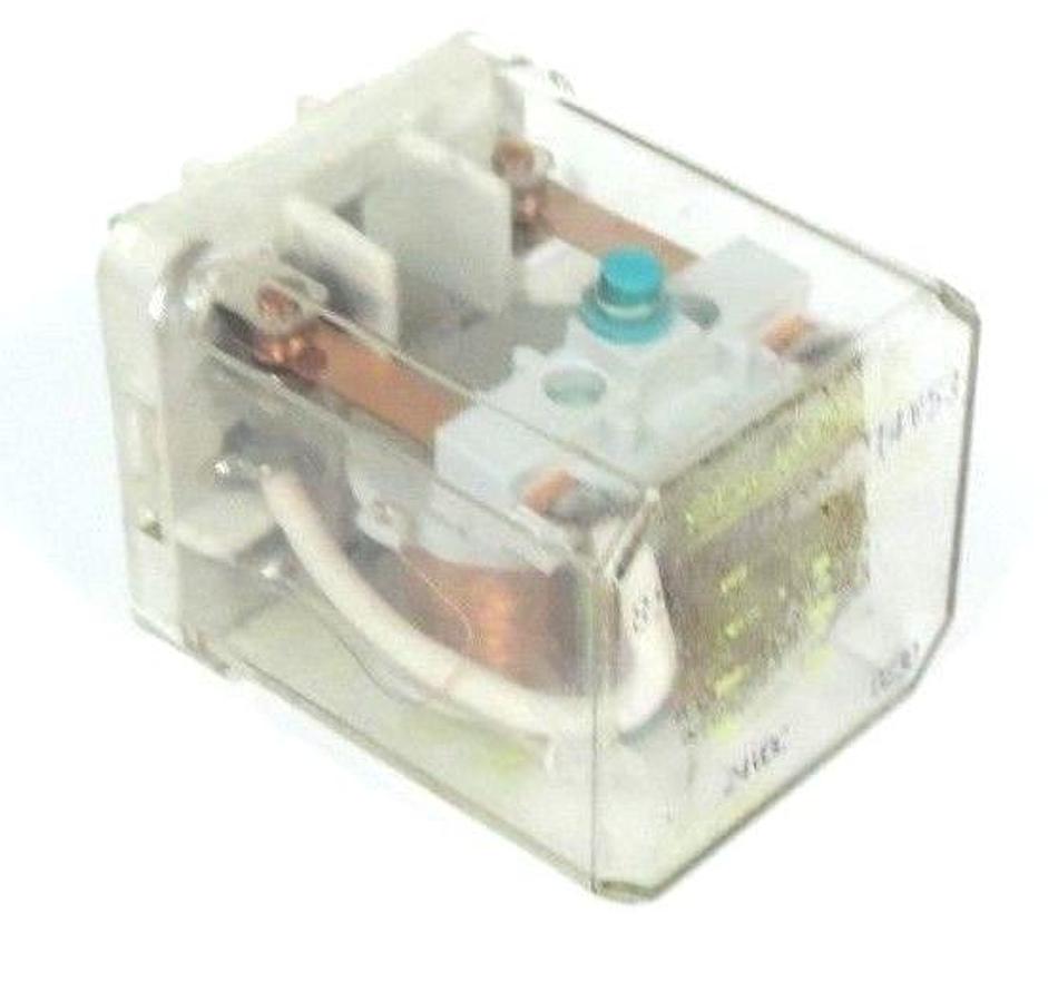 Used SQUARE D 8501KU12M1P14V53 RELAY 24VC