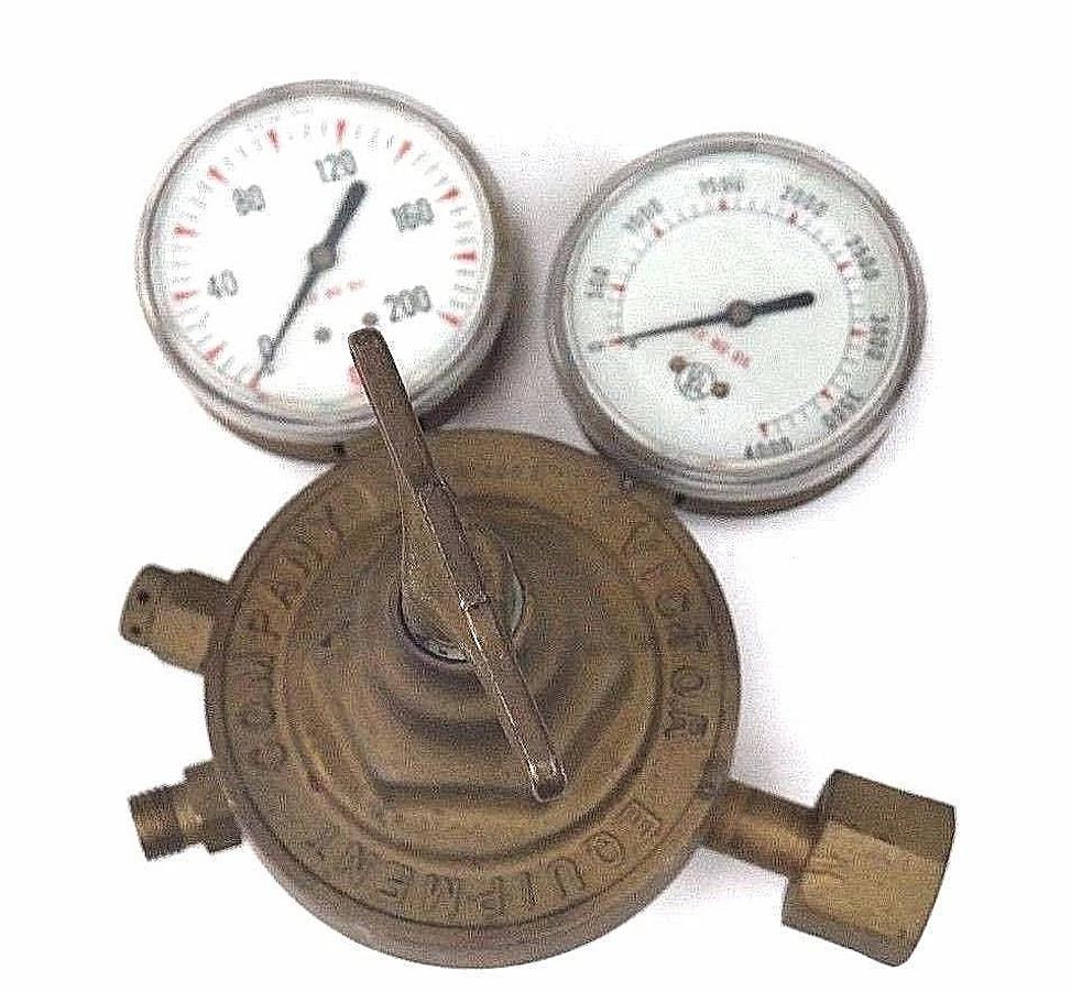 Used VICTOR EQUIPMENT SR400D REGULATOR 2372958 W/ GAUGES