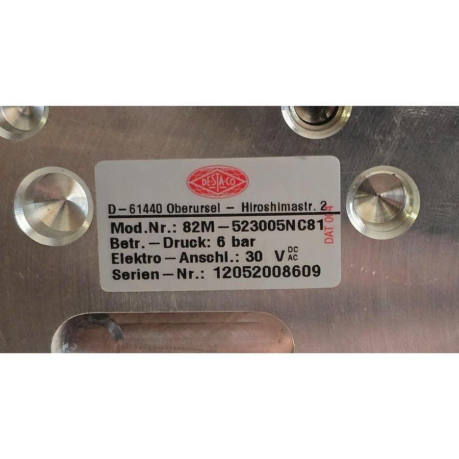 Used DESTACO 82M-523005NC81 82M PNEUMATIC POWER CLAMP 30V AC/DC 82M-8D50C80-NA NSNP