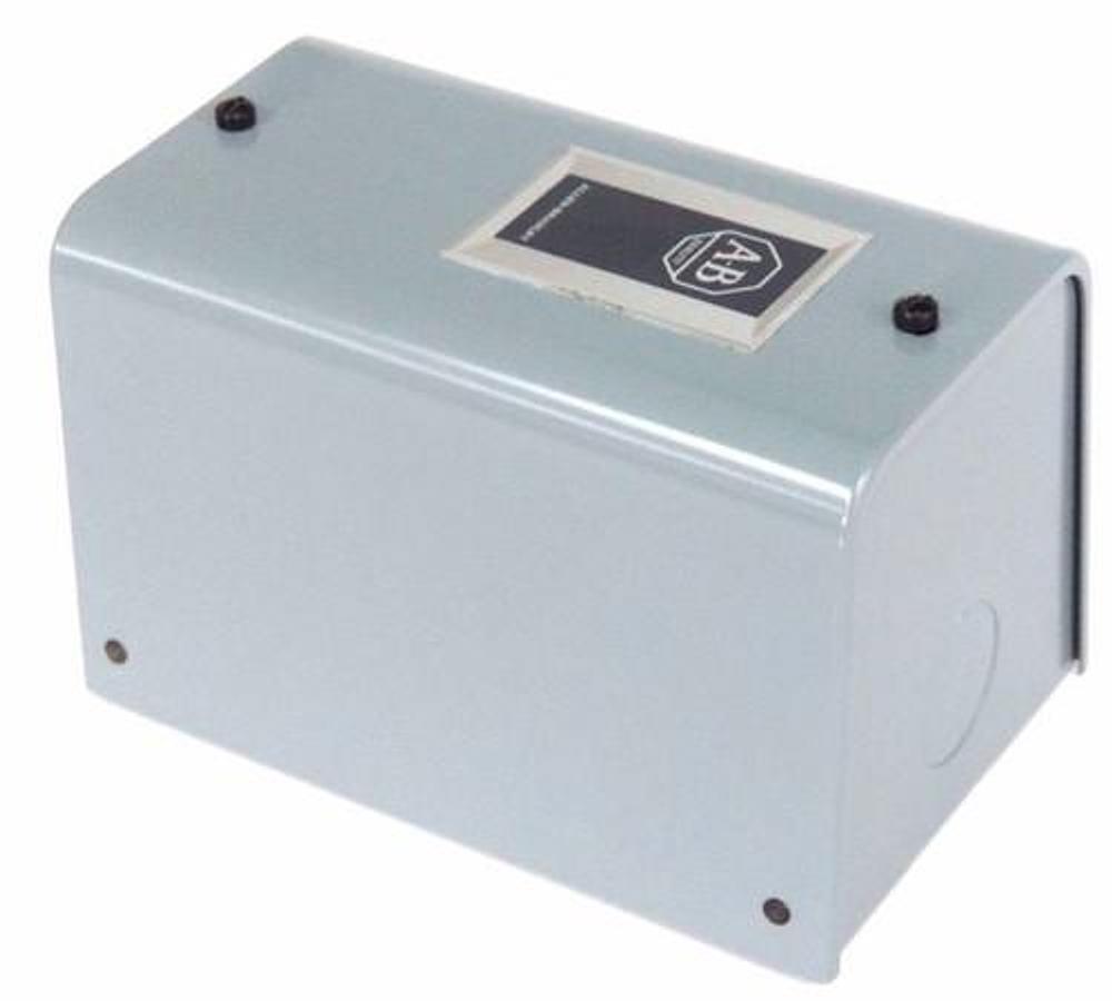 Used NIB ALLEN BRADLEY 700-CL201A1 CONTROL RELAY SER B W/ ENCLOSURE 700CL201A1