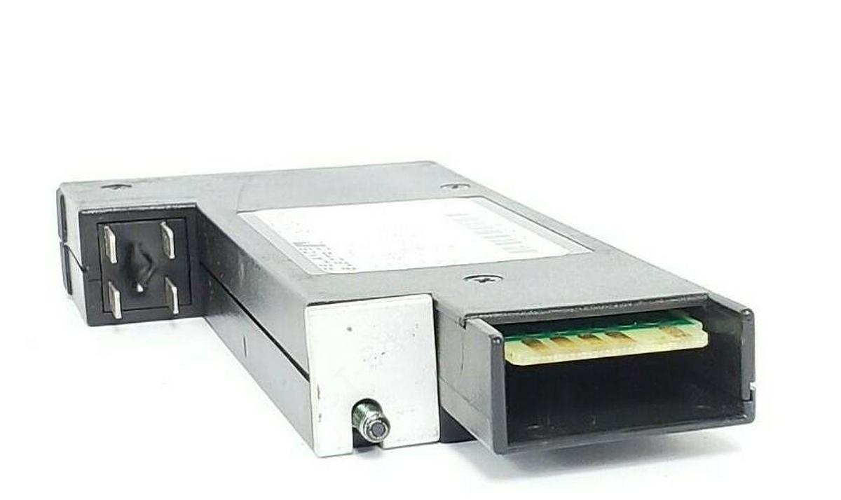 Used RELIANCE ELECTRIC 57659-A PROGRAMMABLE CONTROLLER OUTPUT MODULE 45C60