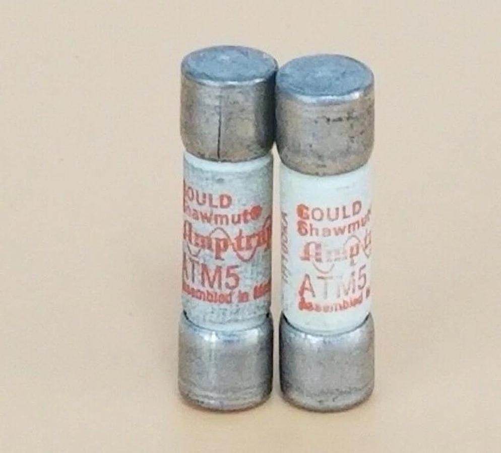 Used LOT OF 2 GOULD SHAWMUT ATM5 AMP-TRAP FUSES