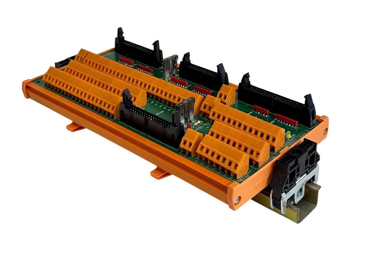 Used QUIPP P3311-16450-H / P331116450H TERMINAL BOARD 24VDC USNP