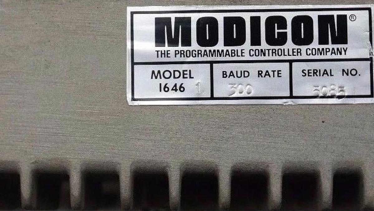 Used MODICON 1646-1 MODULE COMPUTER INTERFACE 16461 BAUD RATE 300